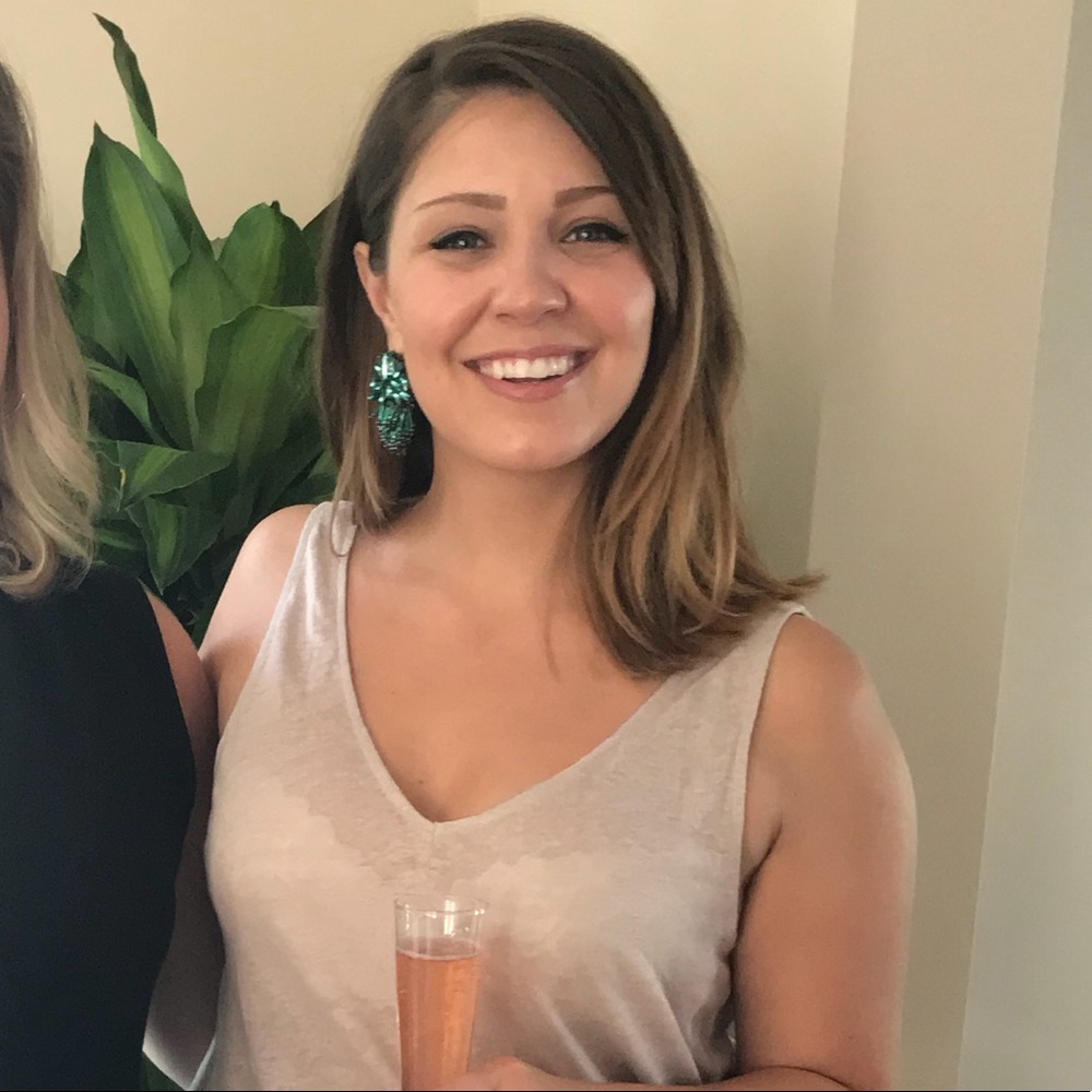 Meet your Posher, Courtney